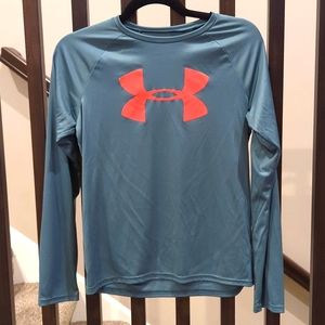 Under armor long sleeve t-shirt